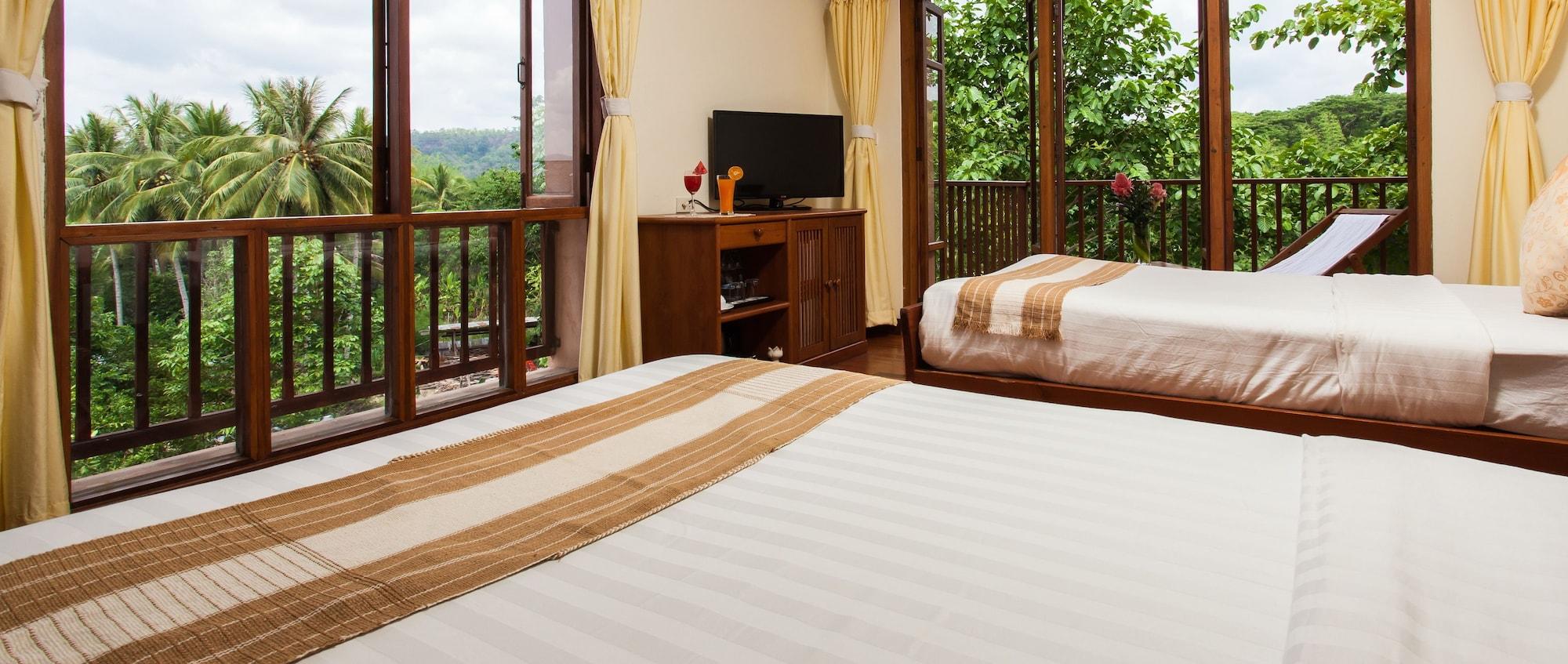 Riverhouse-The Teak House Mae Sariang Extérieur photo