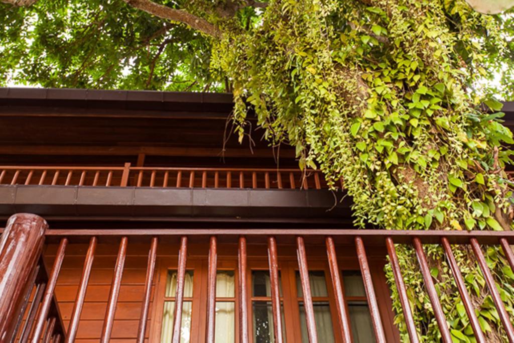 Riverhouse-The Teak House Mae Sariang Extérieur photo
