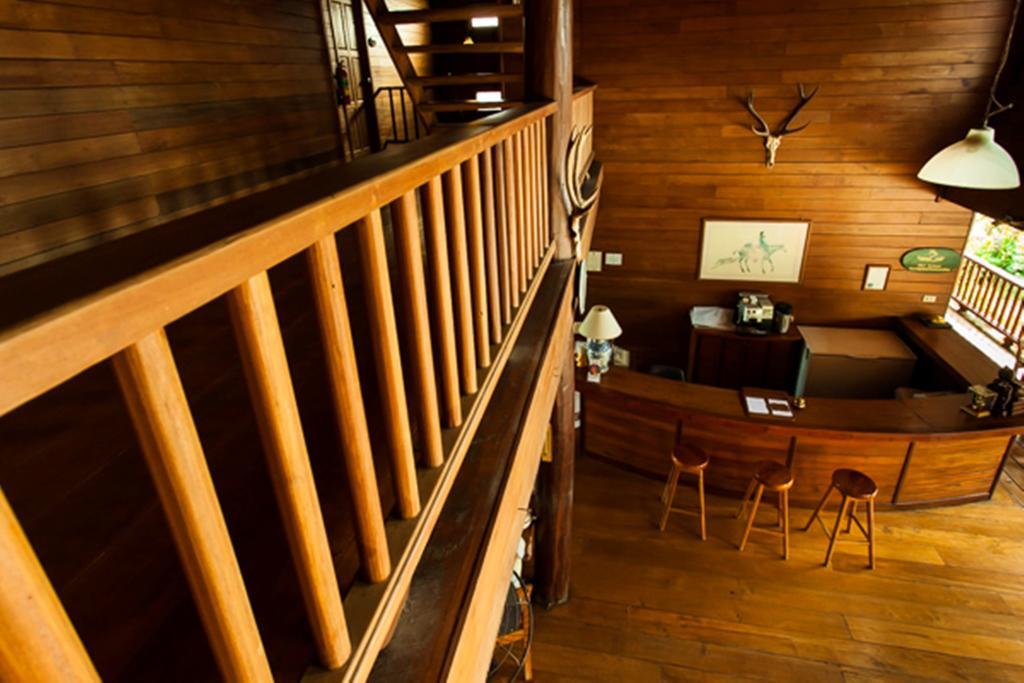 Riverhouse-The Teak House Mae Sariang Extérieur photo