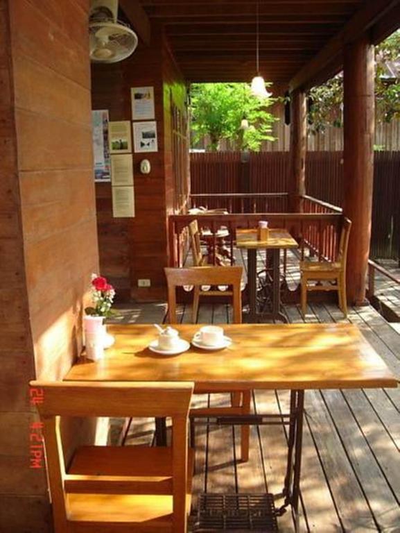 Riverhouse-The Teak House Mae Sariang Extérieur photo