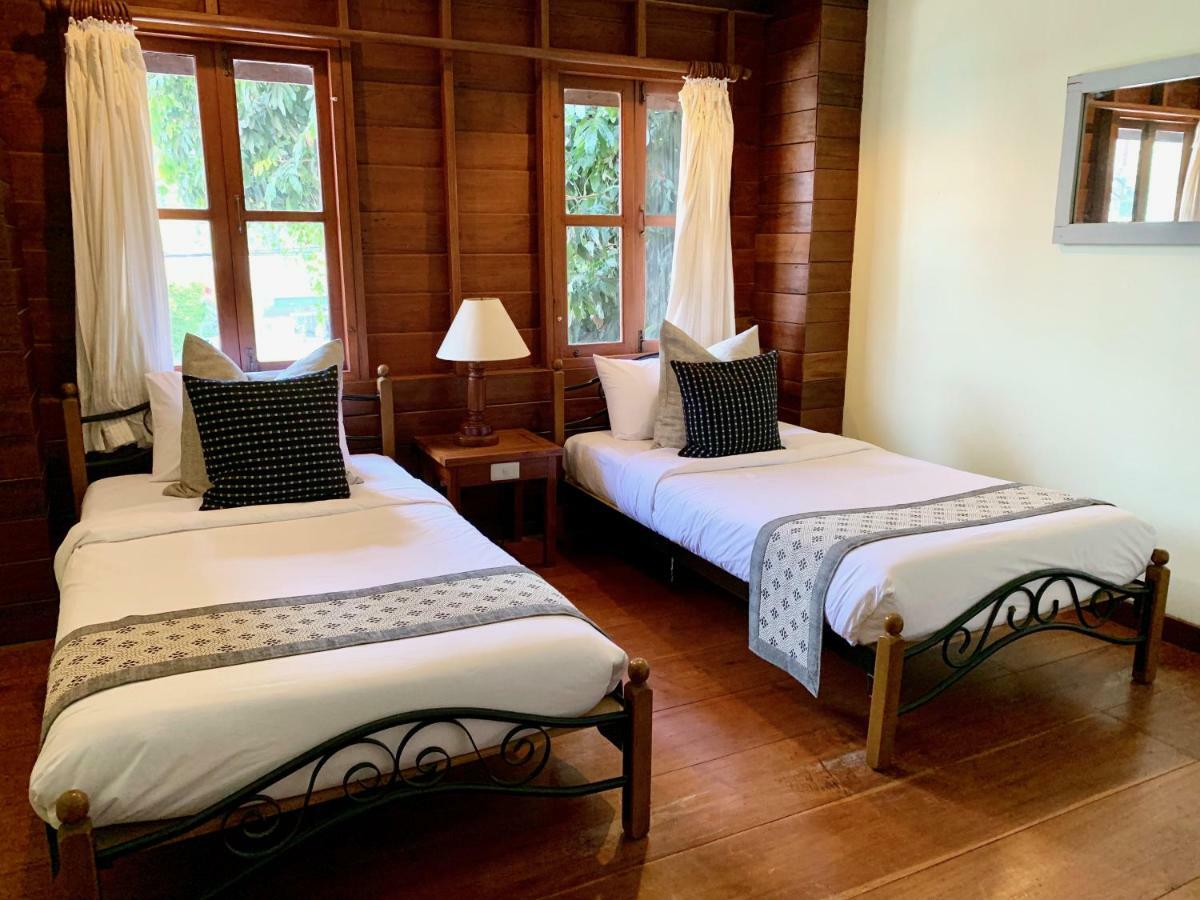 Riverhouse-The Teak House Mae Sariang Extérieur photo